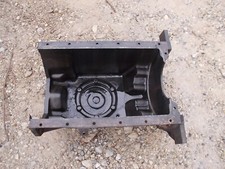 Massey Ferguson Mf 65 Diesel Tractor Original Engine Motor Oil Pan W Drain Plug Massey Ferguson Mf 65 Diesel Tractor Original Engine Motor Oil Pan W Drain Plug