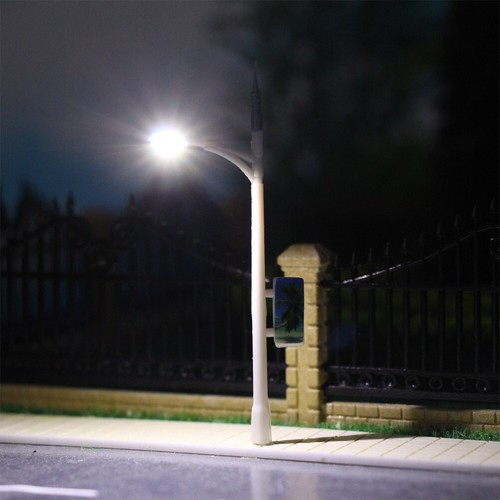 20pcs Échelle N/TT Modèle Ferroviaire Modèle de Lampadaire LED 3V 79mm - Picture 7 of 7