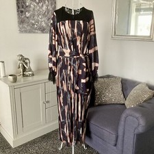 Black & Grey Colourblock Round Neck Long Sleeve Belted Plisse Maxi Dress S 8-10