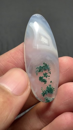 Scenic Moss Agate Cabochon 41x15x6.5mm High Quality 33 ct - Video 1 of 1