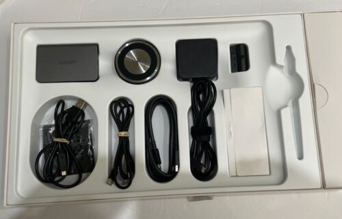 Tableta lápiz pantalla creativa Wacom Cintiq Pro 13 DTH-1320 negra funcionando usada*LEER - Imagen 3 de 10