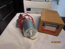 Vintage American Bosch Windshield Wiper Motor Model WWC 624 624-S3 24V NOS NIB