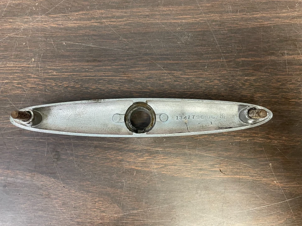 1950 1951 1952 PLYMOUTH CRANBROOK CONCORD MALETERO MANIJA BASE NOS MOPAR 625 Foto 4 de 4