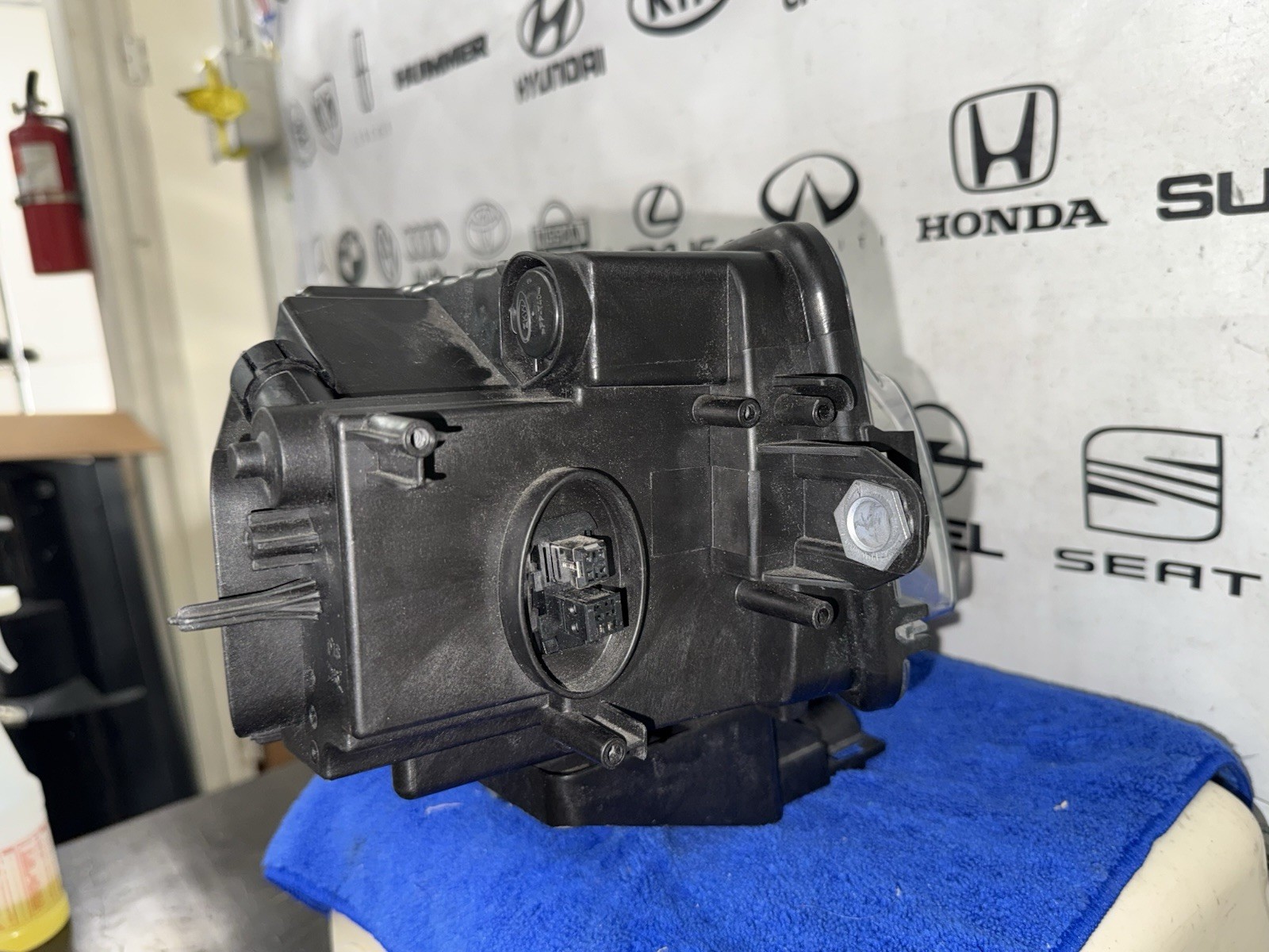 OEM 2010-2014 Rolls Royce Ghost Wraith Headlight Right