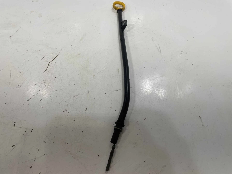 Conjunto de tubo de varilla de medición de nivel de aceite de motor Audi Q7 2011-2019 06E115630B OEM Foto 2 de 4