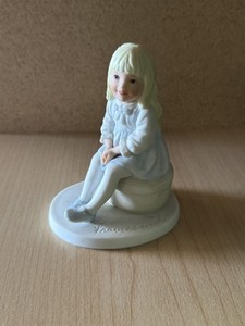 Vintage All Dressed Up A Childs World Frances Hook 1980 Romans Figurine Excelsis