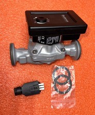 Buderus BUE-Plus 2 30/1-4 Umwälz- Pumpe Heizungspumpe Hocheffizienzpumpe NEU