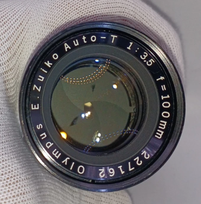 w/Hood🎦👀🌟N MINT🌟 Olympus E.Zuiko Auto-T 100mm f/3.5 Lens for Pen F FT FV - Image 3 of 4