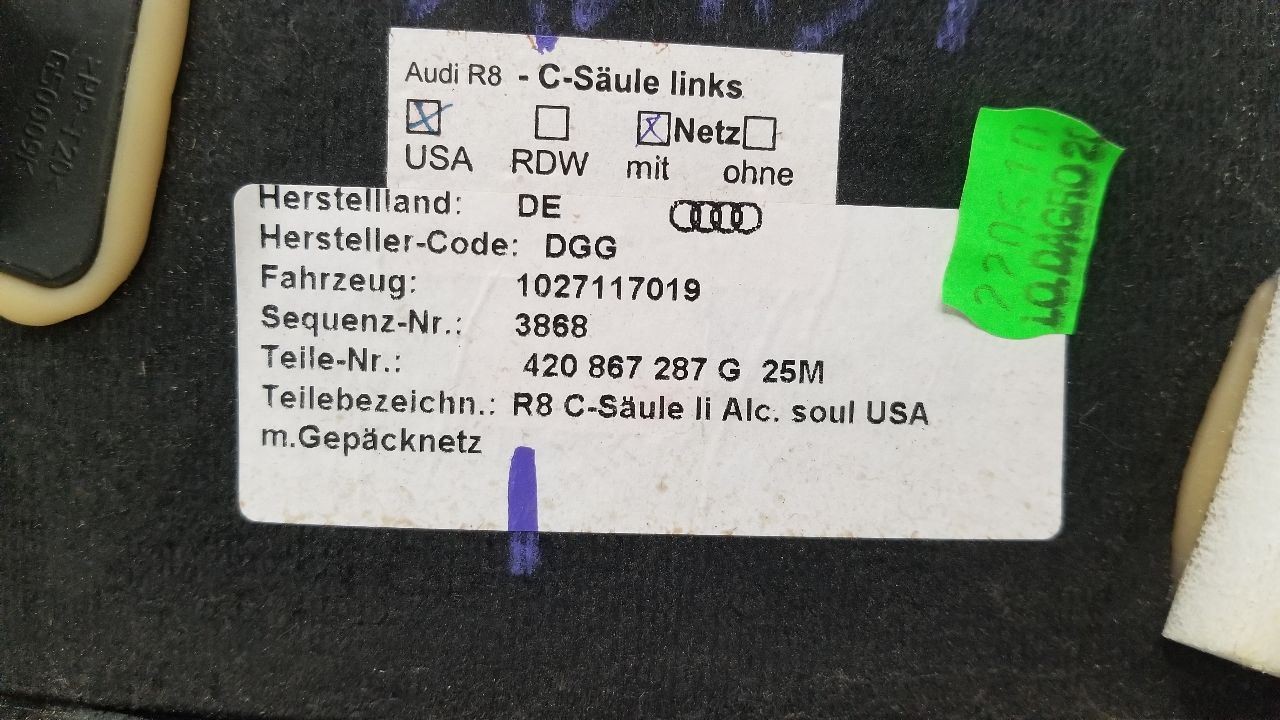 Audi R8 LEFT+UPPER Quarter panel trim P/N 420867287G
