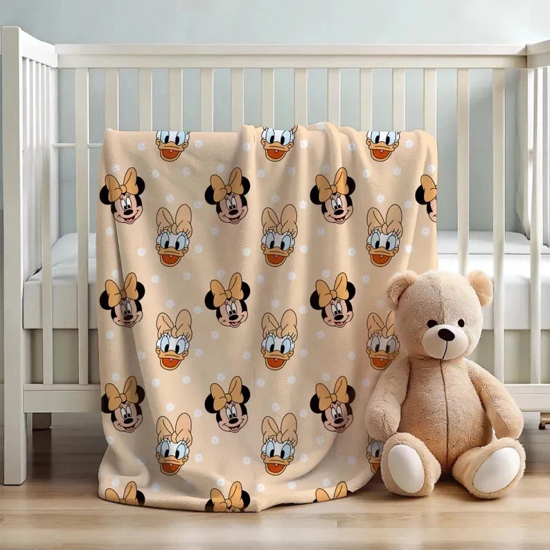 Disney Minnie And Daisy Disney Holiday Fleece Blanket