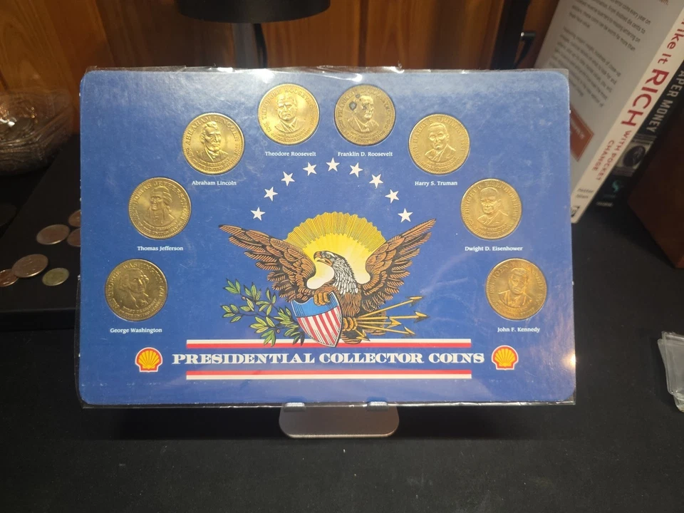 1992 Lot Of 3 Shell Presidential Collector Coins on Display Card Set Of 8 Coins - Image 4 of 4