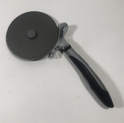 Crate And Barrel Pizza Pie Cutter Slicer Roller Stainless Steel Grip Gray Black