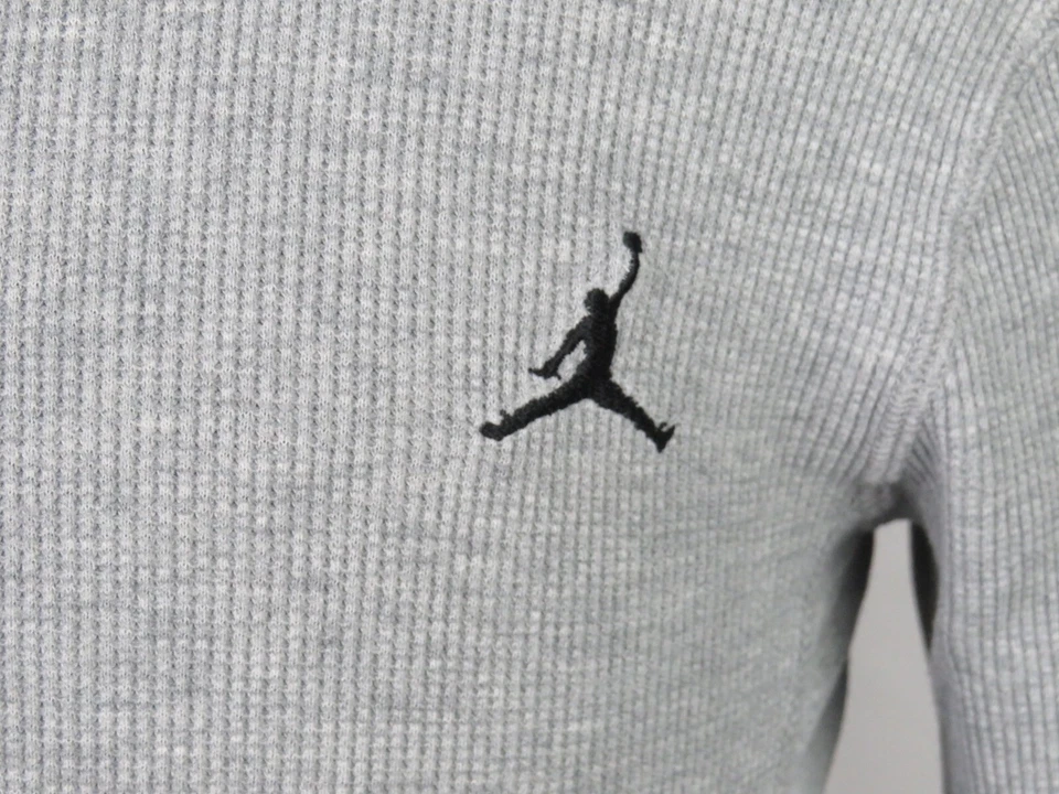 Camisa Térmica Para Hombre Air Jordan Manga Larga Gris Waffle Jumpman Logo Mediana Foto 4 de 4