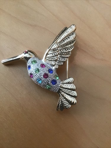 Premier Designs Multicolor Rhinestone Hummingbird Bird Gold Tone Brooch Pin