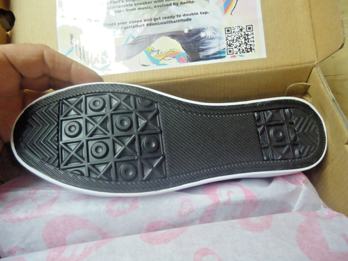 NWOB GF Gotta Flurt Disco II Black Sequence Tennis Shoes-Size 7-1/2 Super Cute! - Picture 4 of 5