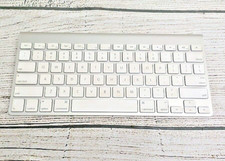 Apple A1314 Wireless Keyboard MC184LL/A White Keys Aluminum Metal Base