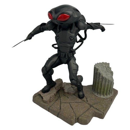 Aquaman Diamond Gallery Black Manta DC GameStop Exclusive Statue Limited Edition