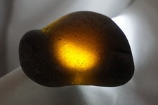 Black Sea Glass 31g RAREST OLDEST Pirate 1600 le Sainte-Marie Madagascar mad19