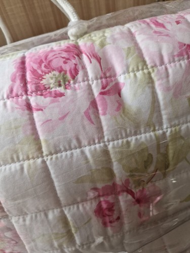 SANDERSON "ADELE" Raspberry/Ivory Floral KING Quilted Bedspread Throw NWT. £340 - Picture 10 of 11
