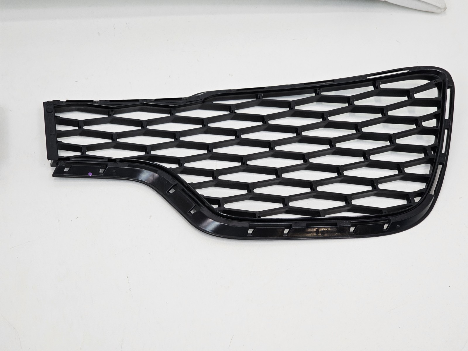 New OEM 2014-2017 Maserati Ghibli 3Pcs Front Bumper Lower Grill Set Grille Guard
