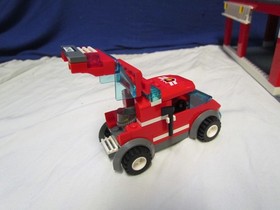 LEGO CITY: Fire Station (7945) Complete with Minifigures