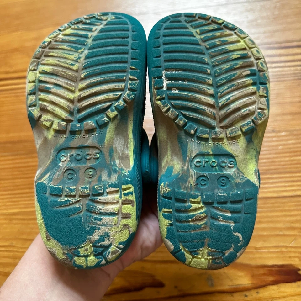 CROCS green blue classic slip on clogs SIZE 9 - Image 2 of 4
