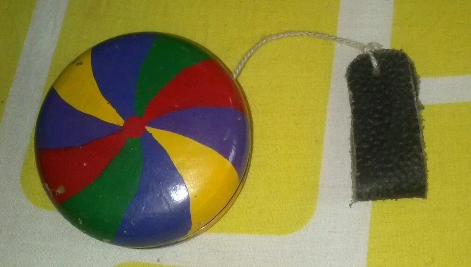Holz Yoyo Eigenbau schadstoffarm - Bild 1 von 2
