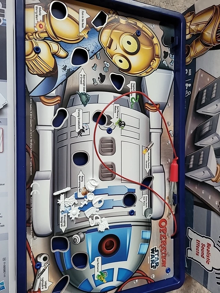 Star Wars Operation Game of Skill 2012 Hasbro R2-D2 with Sound Effects Complete  - Image 2 of 4