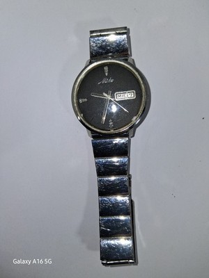 Mido vintage 9 diamond  watch 