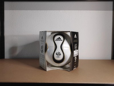 Adidas Teamgeist OMB Offizieller Matchball Fussball FIFA World Cup 2006 Germany