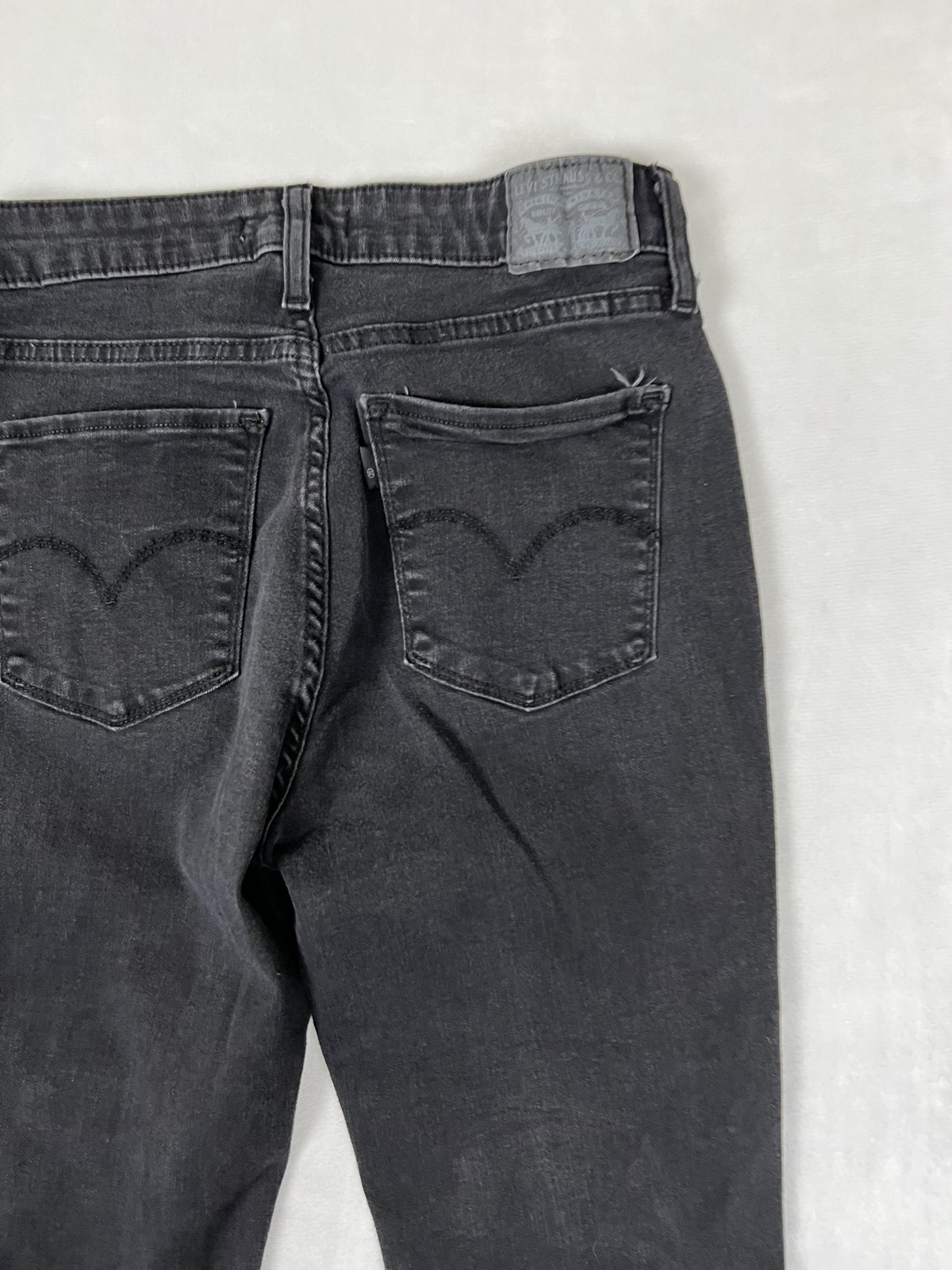 Levi's 725 High Rise Bootcut Jeans Womens 30x32 Black Raw Hem Stretch Denim thumbnail 9