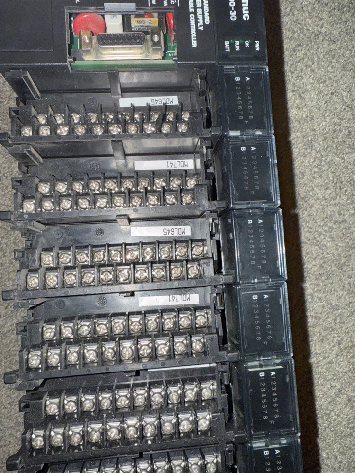 通用电气 Fanuc 系列 90-30 电源 10 插槽 CPU 3 输入和 3 输出 批量 — 第 3/4 张图片