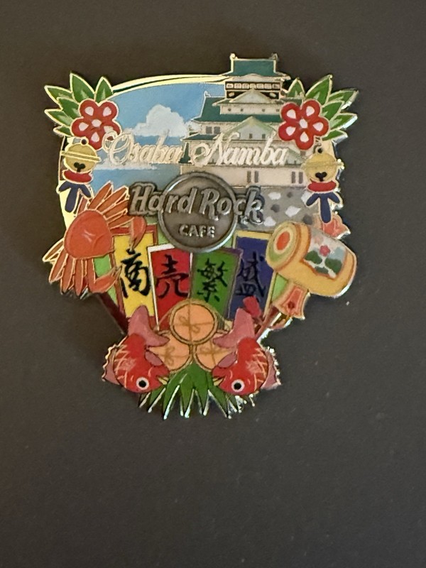 *new* Hard Rock Cafe Osaka Namba Guitar Pick Magnet