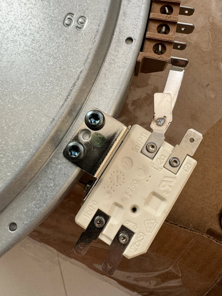 GE Estufa Cocina Superficie Radiante 12" Elemento WB30T10126 OEM Usado Foto 4 de 4