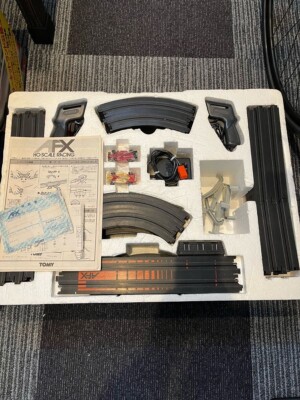 HO Slot Car F1 AFX HO XS-110 F-1 World Round 16 Set Tommy Ferrari