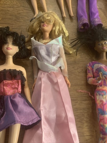 Barbie Doll Lot Of 15 Dolls - Picture 6 of 7