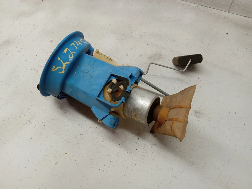 BMW 328i 1996-1999 montaje de bomba de combustible OEM, 323-58515 Foto 2 de 4