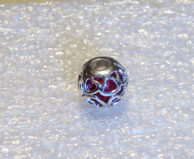NEW DaVinci Beads & Charms Interchangeable Jewelry - Red Hearts Cutout DB11-10