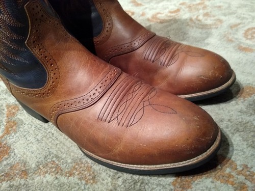 ARIAT HERITAGE BROWN & BLUE LEATHER ROUND TOE COWBOY BOOTS #10015299 MEN'S 11.5D - Picture 9 of 12