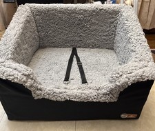 K&H KD Rectangle Booster Pet Seat Large Black 21.5&rdquo; X 16&rdquo; X 14&rdquo;