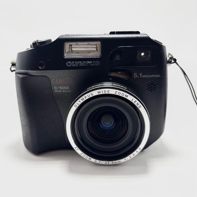 OLYMPUS C-5060 WIDE ZOOM Digital Camera Excellent Condition