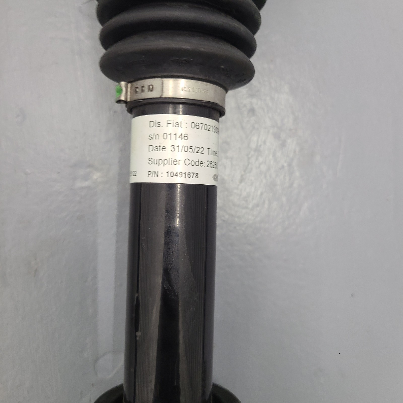 2022-2024 MASERATI MC20 LEFT AXLE OEM# 10491678