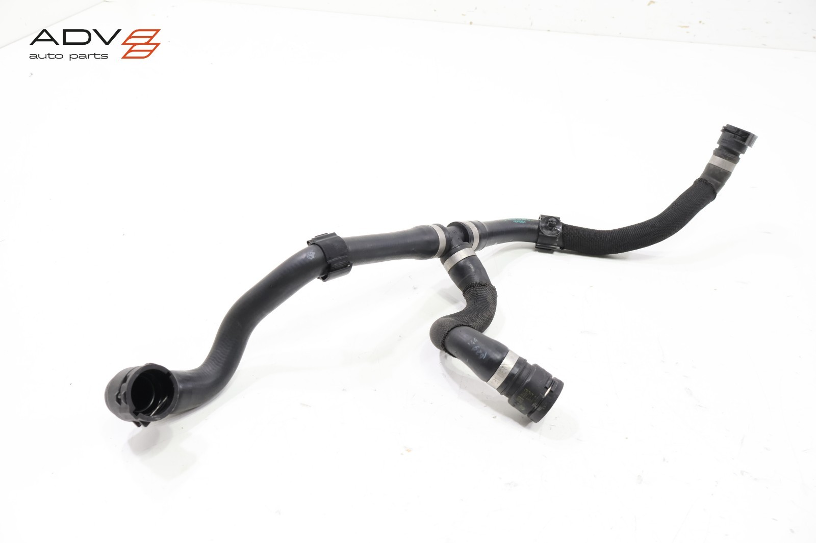 2014 - 2020 BMW i8 I12 ENGINE RADIATOR COOLANT LOWER HOSE TUBE PIPE OEM