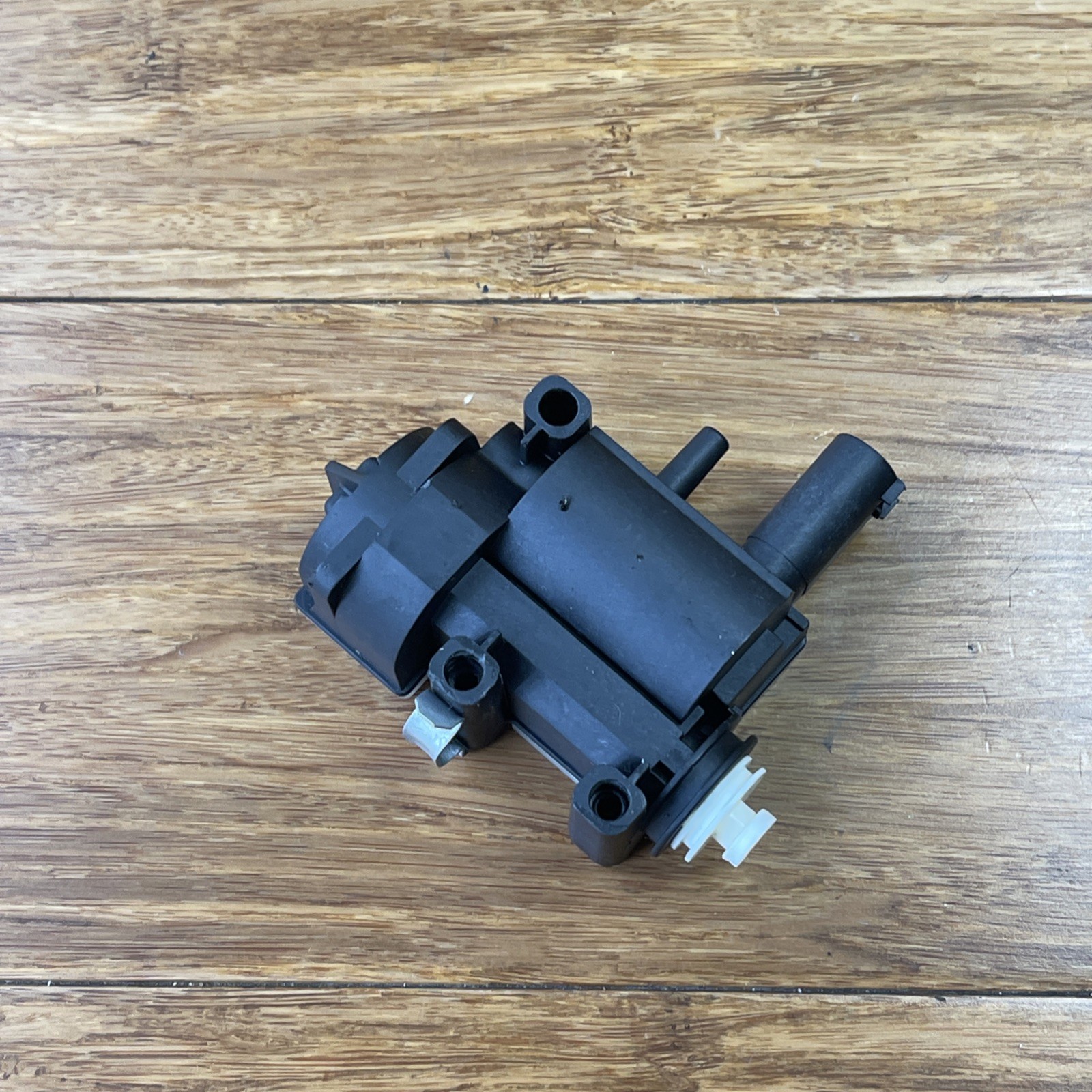 Rolls-Royce Dawn 2017-2023 Door lock actuator P/N 6985881