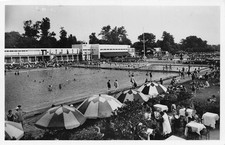 B200 Hungary Budapest Beack on the Margaret Island Swimming Pool RPPC postcard