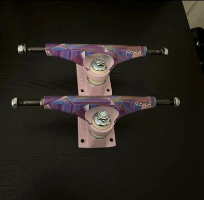 Krux Trucks K5 Nora Triangle - 8.25''Skateboardachsen