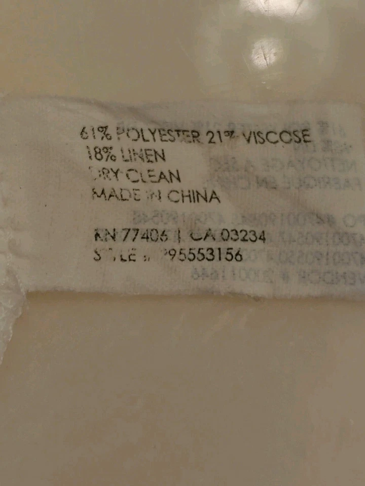 Camiseta Club Monaco Twist Front manga curta branca mistura de linho tamanho médio - Imagem 4 de 4