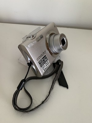 Nikon COOLPIX S4000 12.0MP Digital Camera - silver LENS ERROR Can