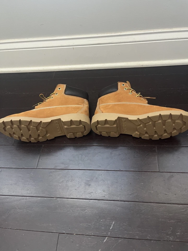 Timberland Botas Premium 6 Pulgadas Trigo Nubuck Impermeables Junior Talla 6M - Usadas Foto 4 de 4