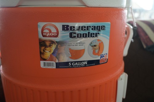 Igloo Beverage Cooler 5 gallon orange and white made in USA - Picture 4 of 13